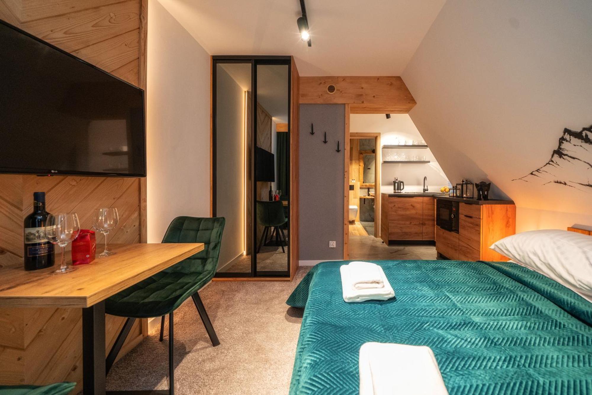 Tatrzanska Miejscowka - Apartamenty Centrum Zakopane Bilik gambar