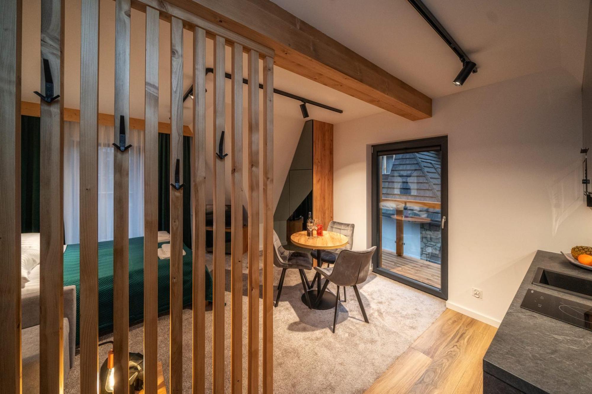 Tatrzanska Miejscowka - Apartamenty Centrum Zakopane Bilik gambar