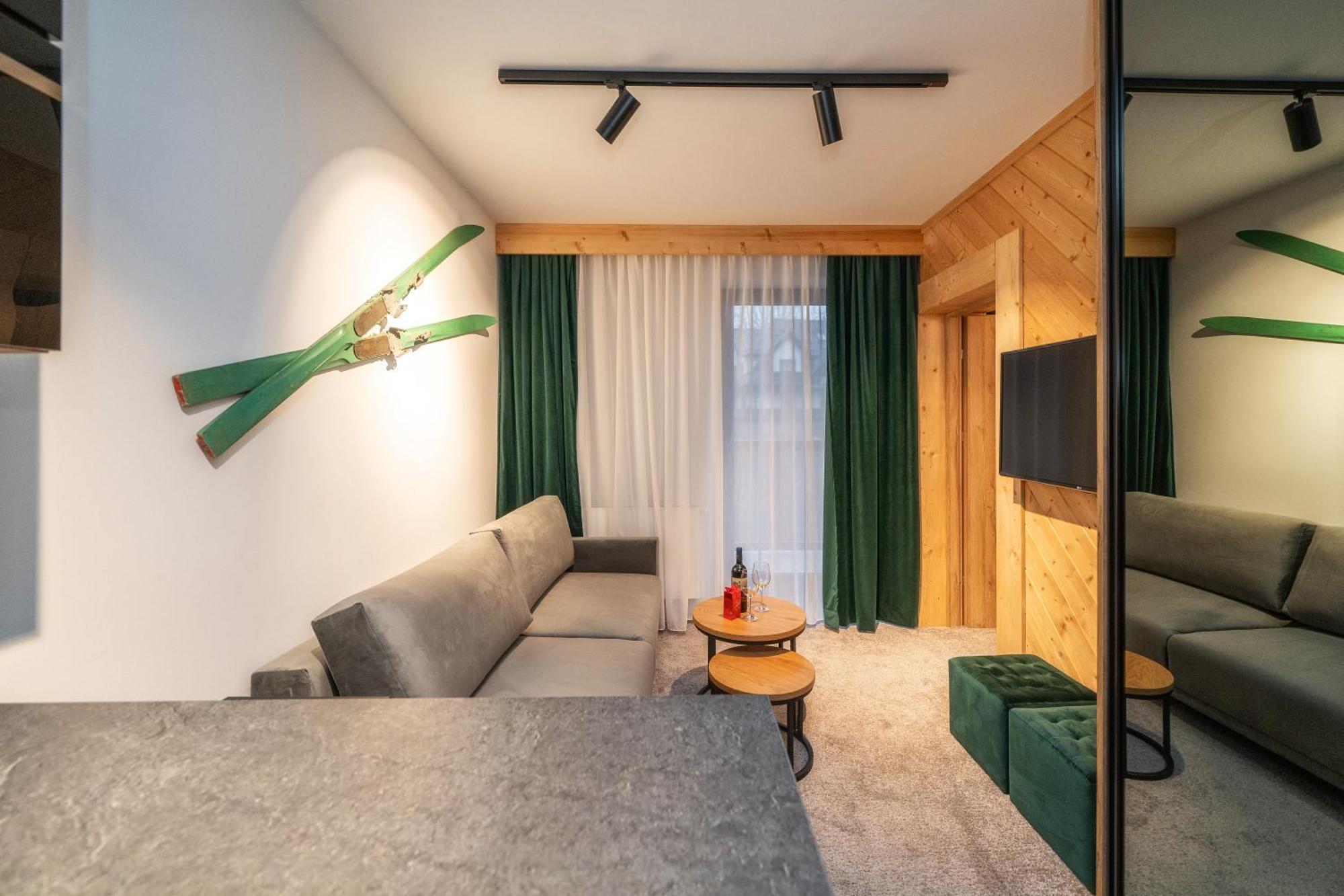 Tatrzanska Miejscowka - Apartamenty Centrum Zakopane Bilik gambar